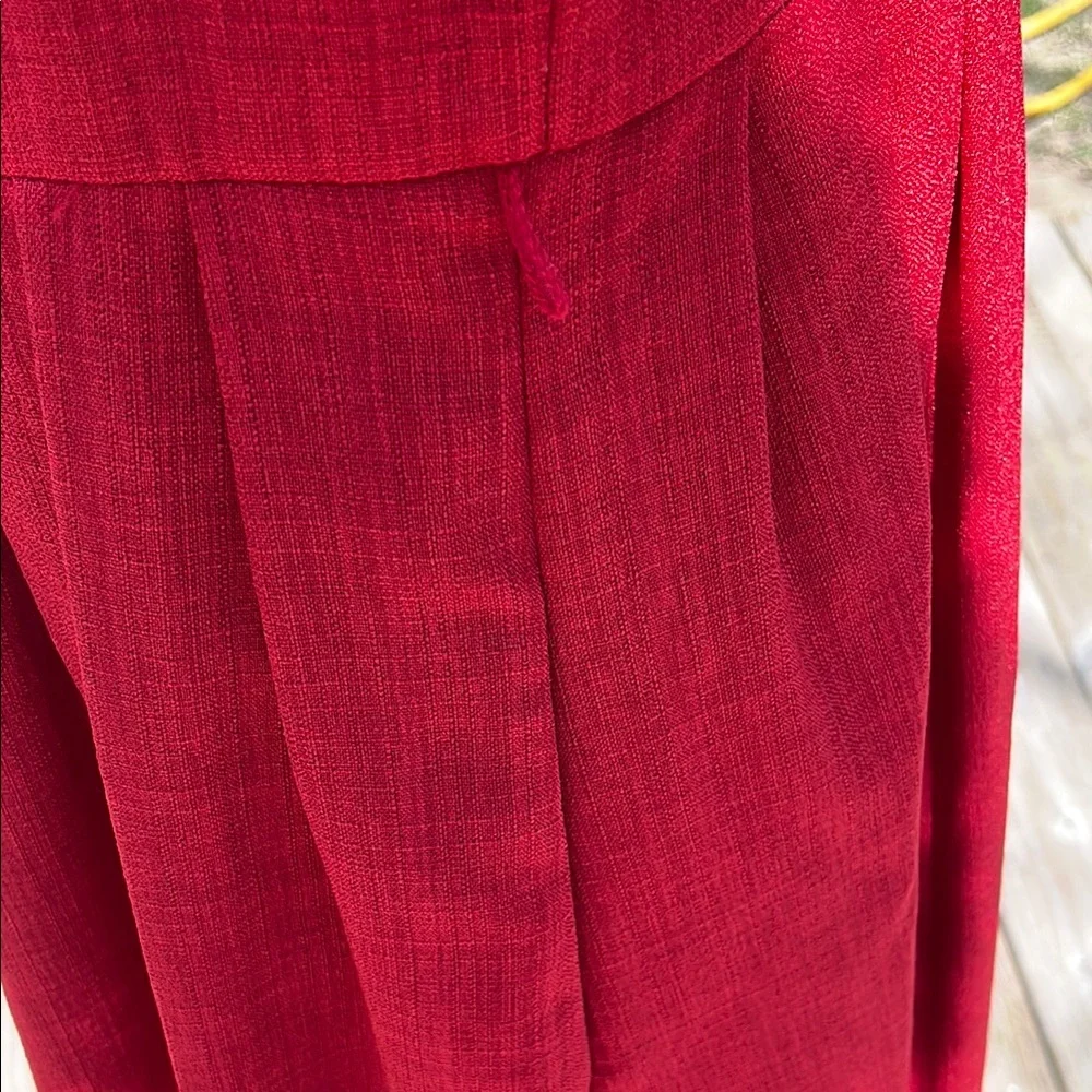 Elegant Red Ellen Tracy Sleeveless fully lined Dress. Size 14. Side pockets. - Picture 6 of 16